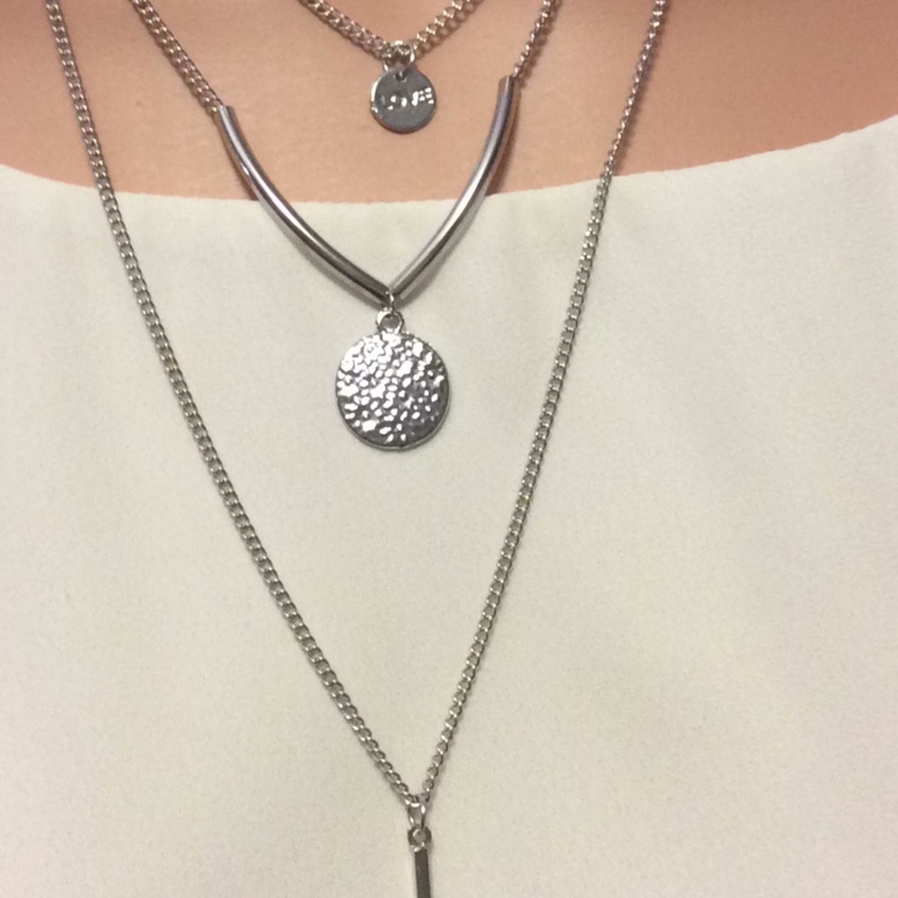 🔵 Three Layer Charm Necklace 🔵 - Picture 2 of 8